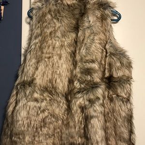 Charming Charlie’s Size XL Faux Fur Vest